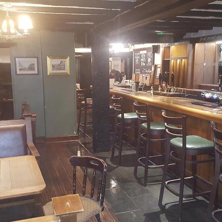 Whyte Harte Hotel Redhill  Esterno foto