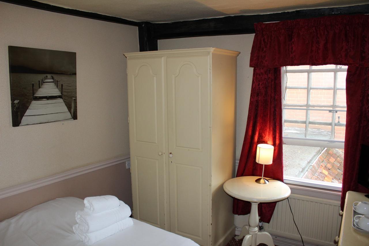 Whyte Harte Hotel Redhill  Esterno foto